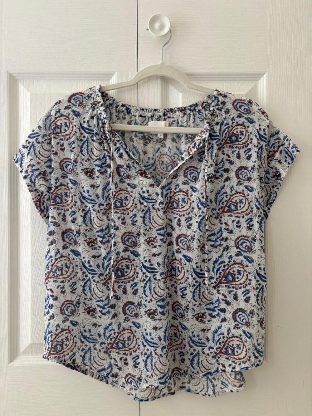 XiRENA Tessa white mosaic blouse XS - NWOT